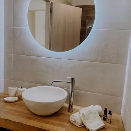 公寓 Mangata Homes With Private Pools