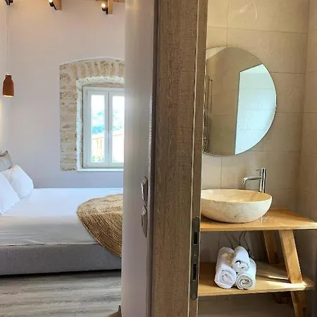 Mangata Homes With Private Pools * Spartokhórion